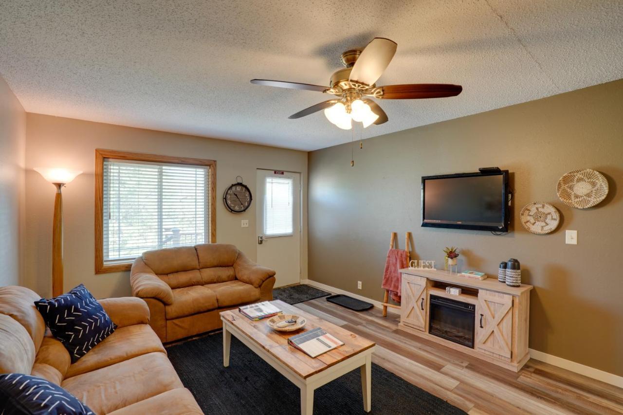 Sacajawea Suite With Deck Near Trails And Sites! Medora Esterno foto